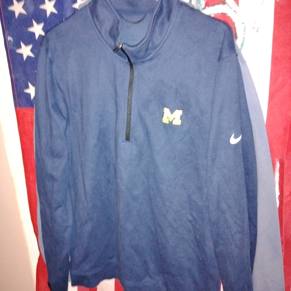 Nike Navy Quarter-Zip Pullover with Yellow M Logo - Picture 1 of 3
